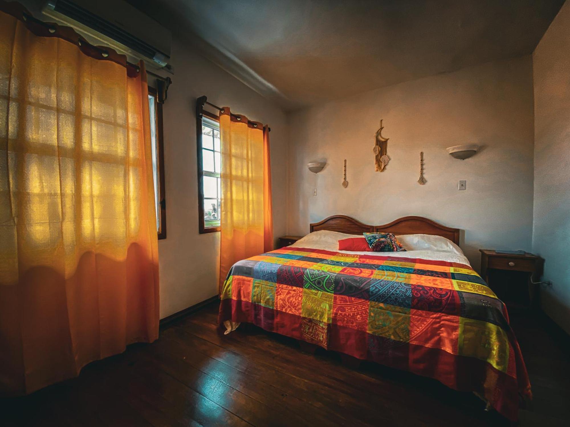 La Casa Corazon Hotel 3*